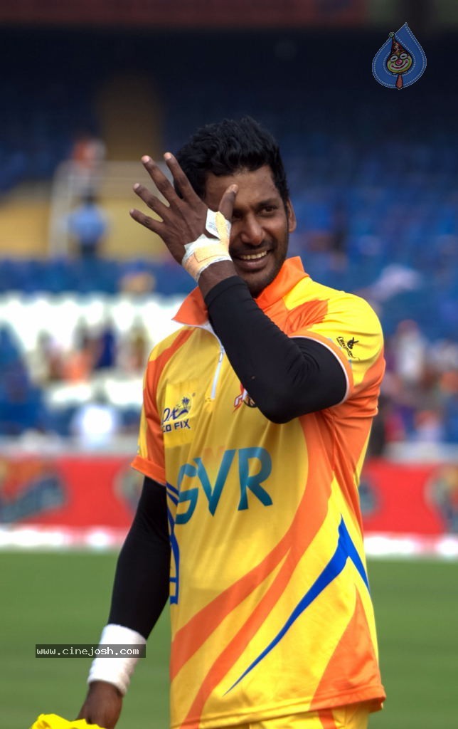 CCL 4 Mumbai Heroes Vs Chennai Rhinos Match - 12 / 97 photos