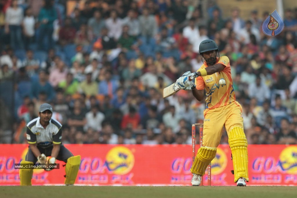 CCL 4 Mumbai Heroes Vs Chennai Rhinos Match - 25 / 97 photos