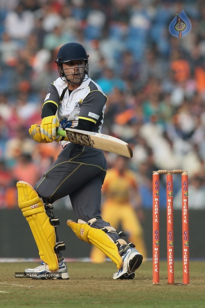 CCL 4 Mumbai Heroes Vs Chennai Rhinos Match - 36 / 97 photos