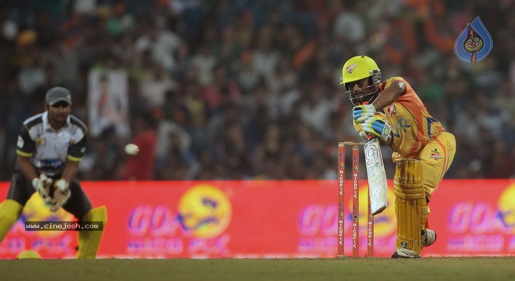 CCL 4 Mumbai Heroes Vs Chennai Rhinos Match - 57 / 97 photos