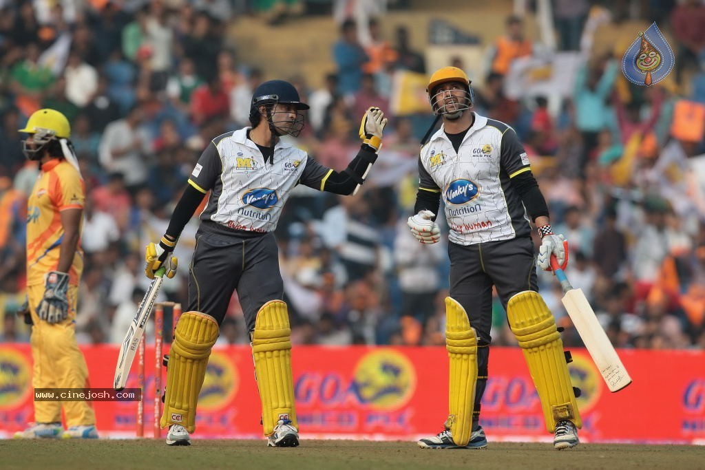 CCL 4 Mumbai Heroes Vs Chennai Rhinos Match - 85 / 97 photos