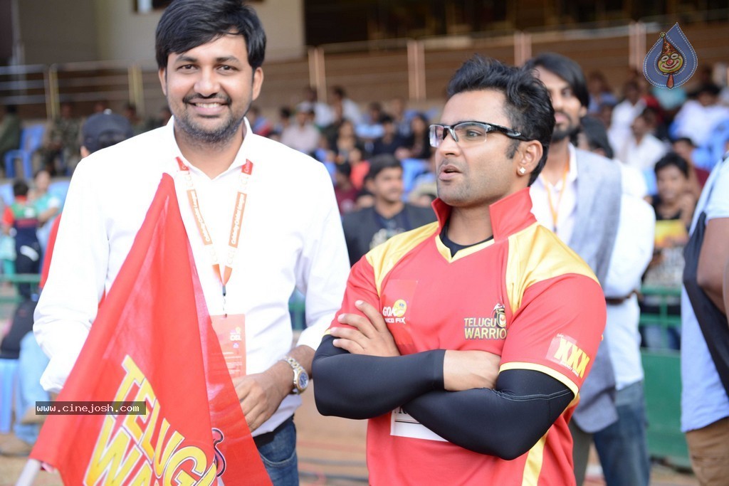 CCL 4 Telugu Warriors vs Kerala Strikers Match 01 - 7 / 40 photos