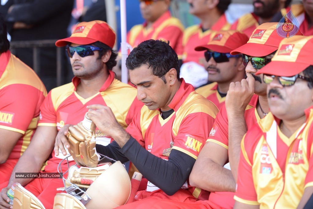 CCL 4 Telugu Warriors vs Kerala Strikers Match 01 - 14 / 40 photos