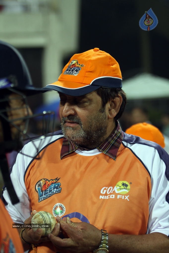 CCL 4 Veer Marathi Vs Bhojpuri Dabanggs Match - 65 / 111 photos