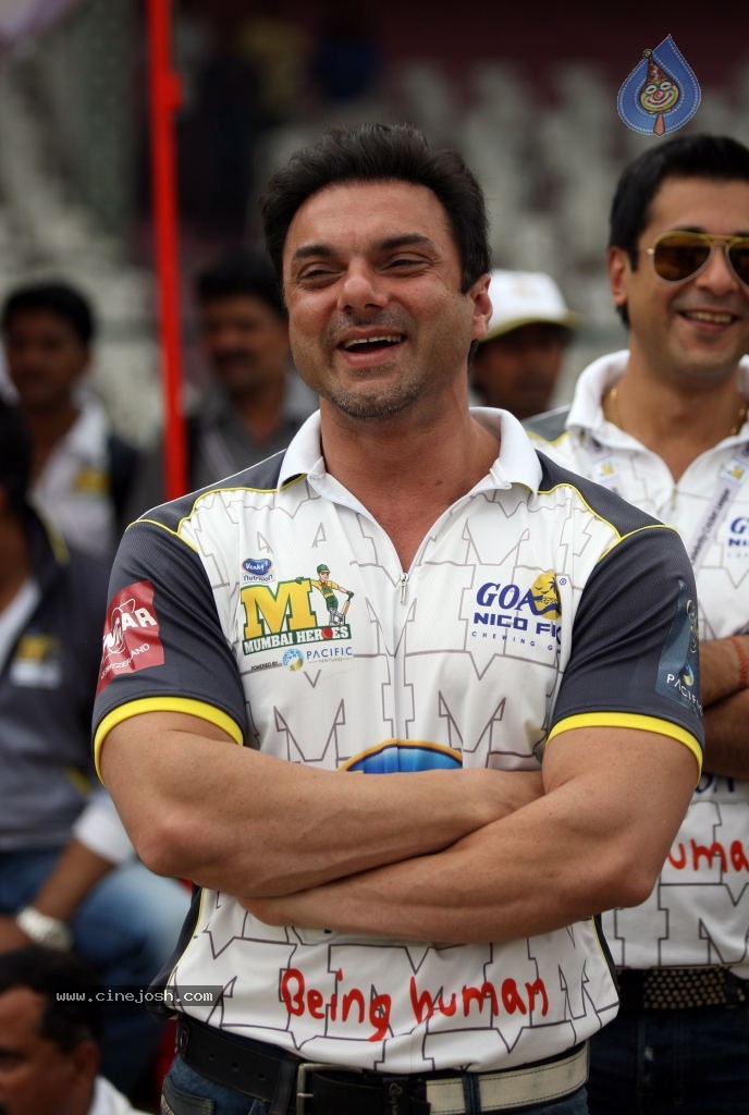 CCL 4 Veer Marathi Vs Mumbai Heroes Match - 59 / 190 photos