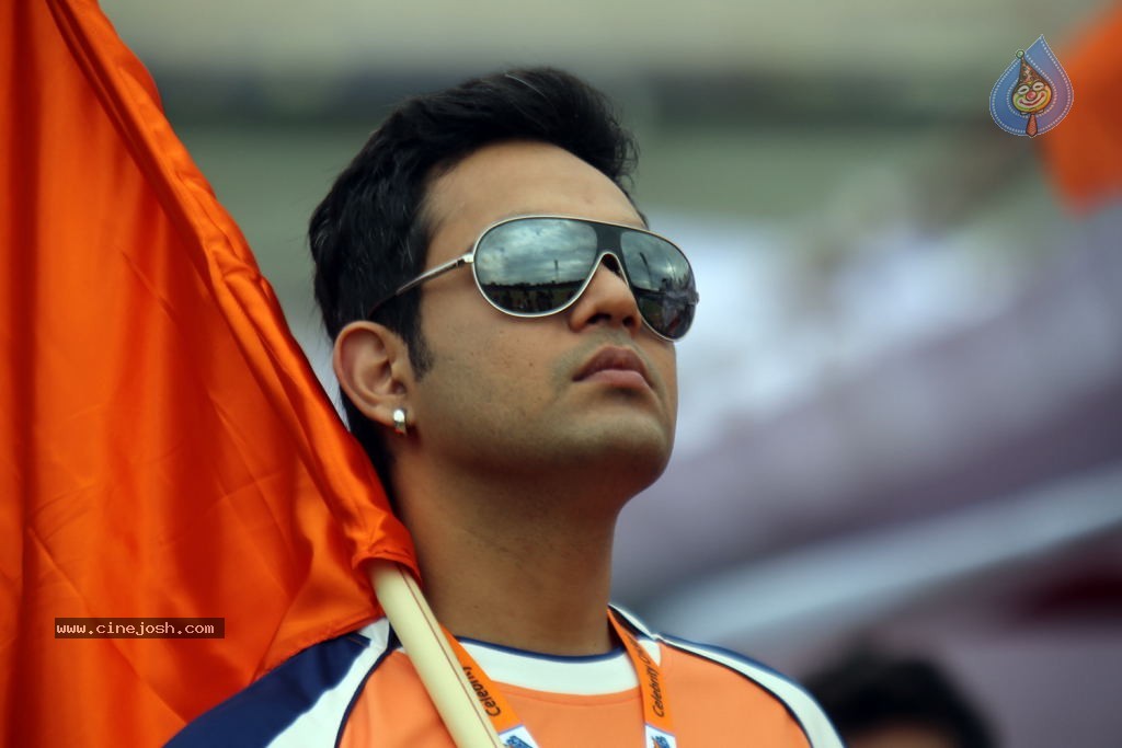CCL 4 Veer Marathi Vs Mumbai Heroes Match - 94 / 190 photos