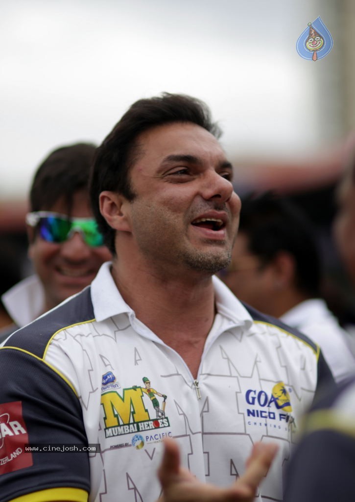 CCL 4 Veer Marathi Vs Mumbai Heroes Match - 164 / 190 photos