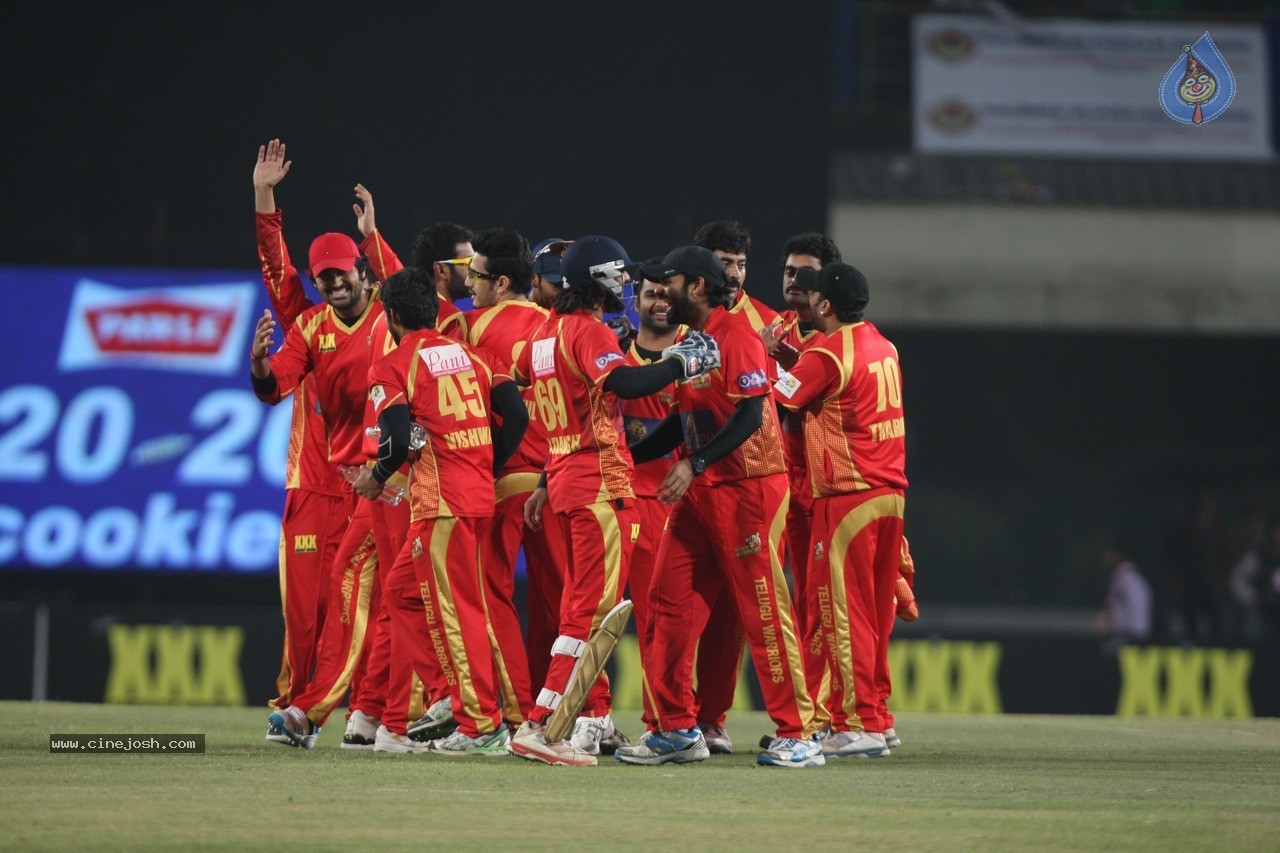 CCL 5 Bhojpuri Dabanggs vs Telugu Warriors Match Photos - 8 / 120 photos