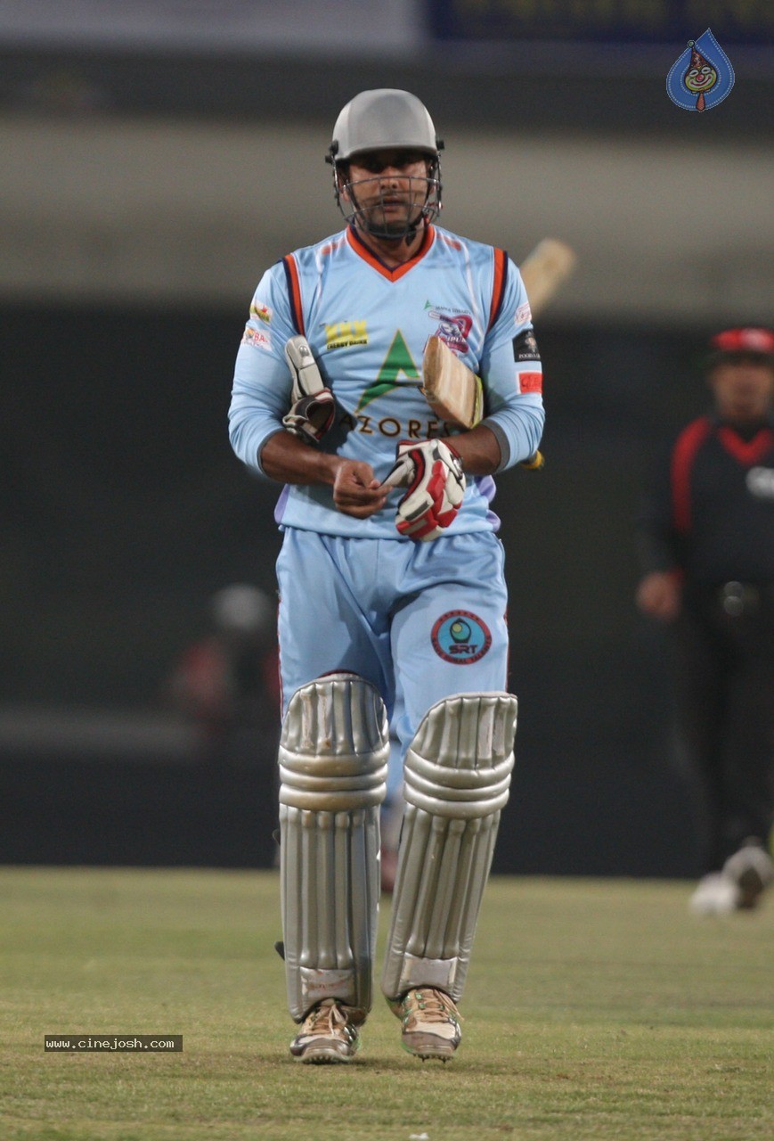 CCL 5 Bhojpuri Dabanggs vs Telugu Warriors Match Photos - 13 / 120 photos