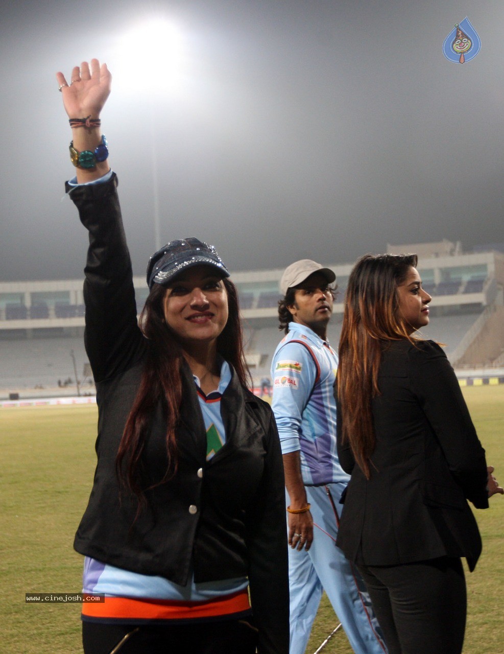 CCL 5 Bhojpuri Dabanggs vs Telugu Warriors Match Photos - 43 / 120 photos