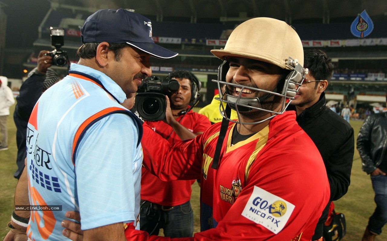 CCL 5 Bhojpuri Dabanggs vs Telugu Warriors Match Photos - 82 / 120 photos