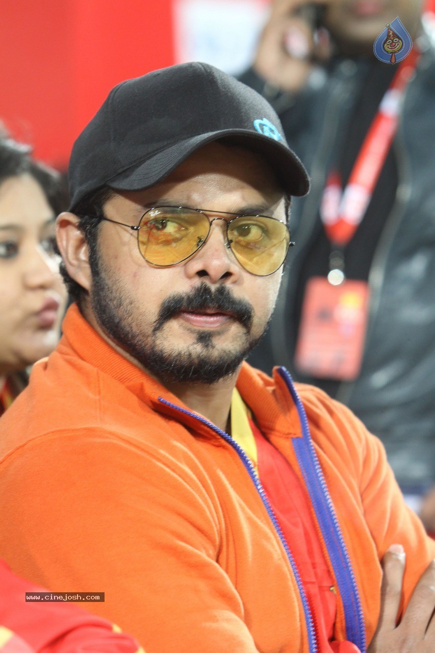 CCL 5 Bhojpuri Dabanggs vs Telugu Warriors Match Photos - 93 / 120 photos