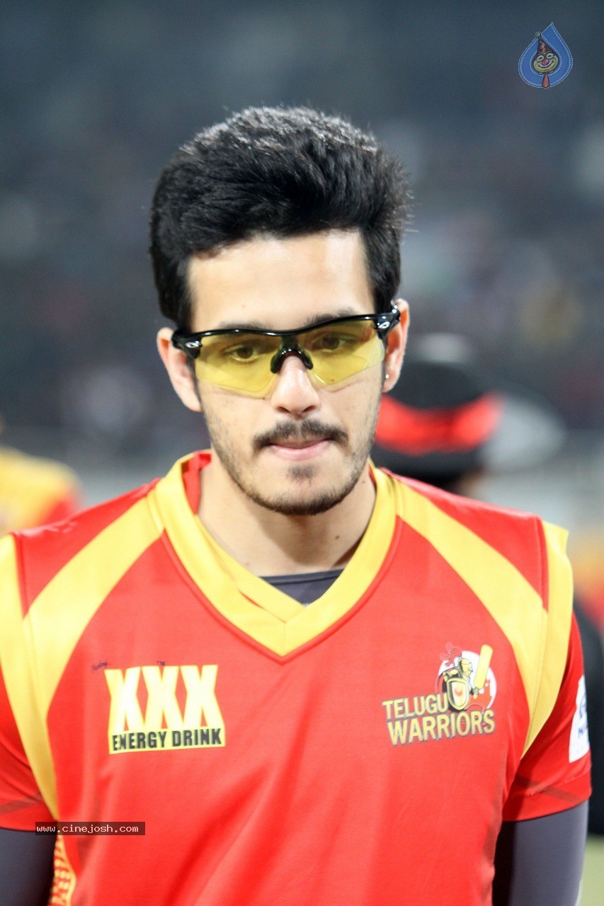 CCL 5 Bhojpuri Dabanggs vs Telugu Warriors Match Photos - 94 / 120 photos