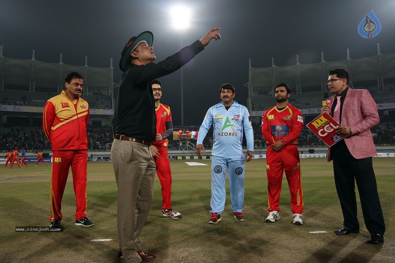 CCL 5 Bhojpuri Dabanggs vs Telugu Warriors Match Photos - 96 / 120 photos