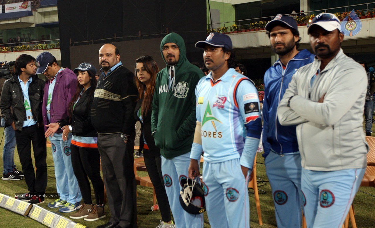 CCL 5 Bhojpuri Dabanggs vs Telugu Warriors Match Photos - 119 / 120 photos