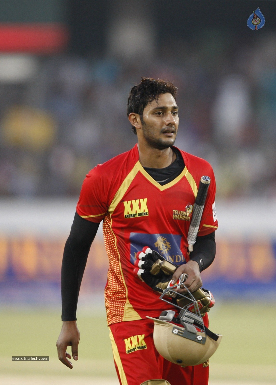 CCL 5 Final Telugu Warriors vs Chennai Rhinos Match Photos 02 - 18 / 195 photos