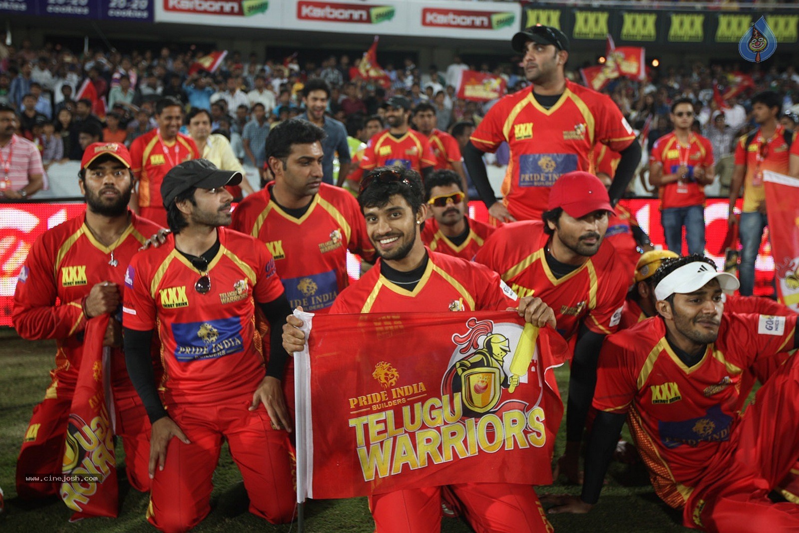 CCL 5 Final Telugu Warriors vs Chennai Rhinos Match Photos 02 - 54 / 195 photos