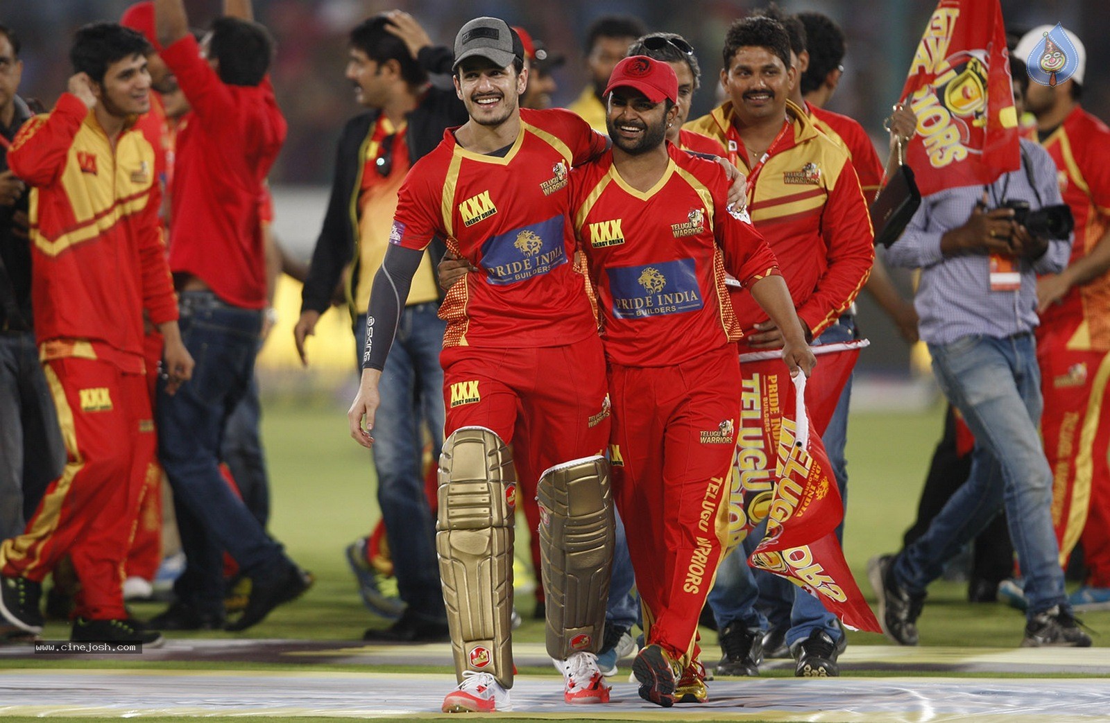 CCL 5 Final Telugu Warriors vs Chennai Rhinos Match Photos 02 - 65 / 195 photos