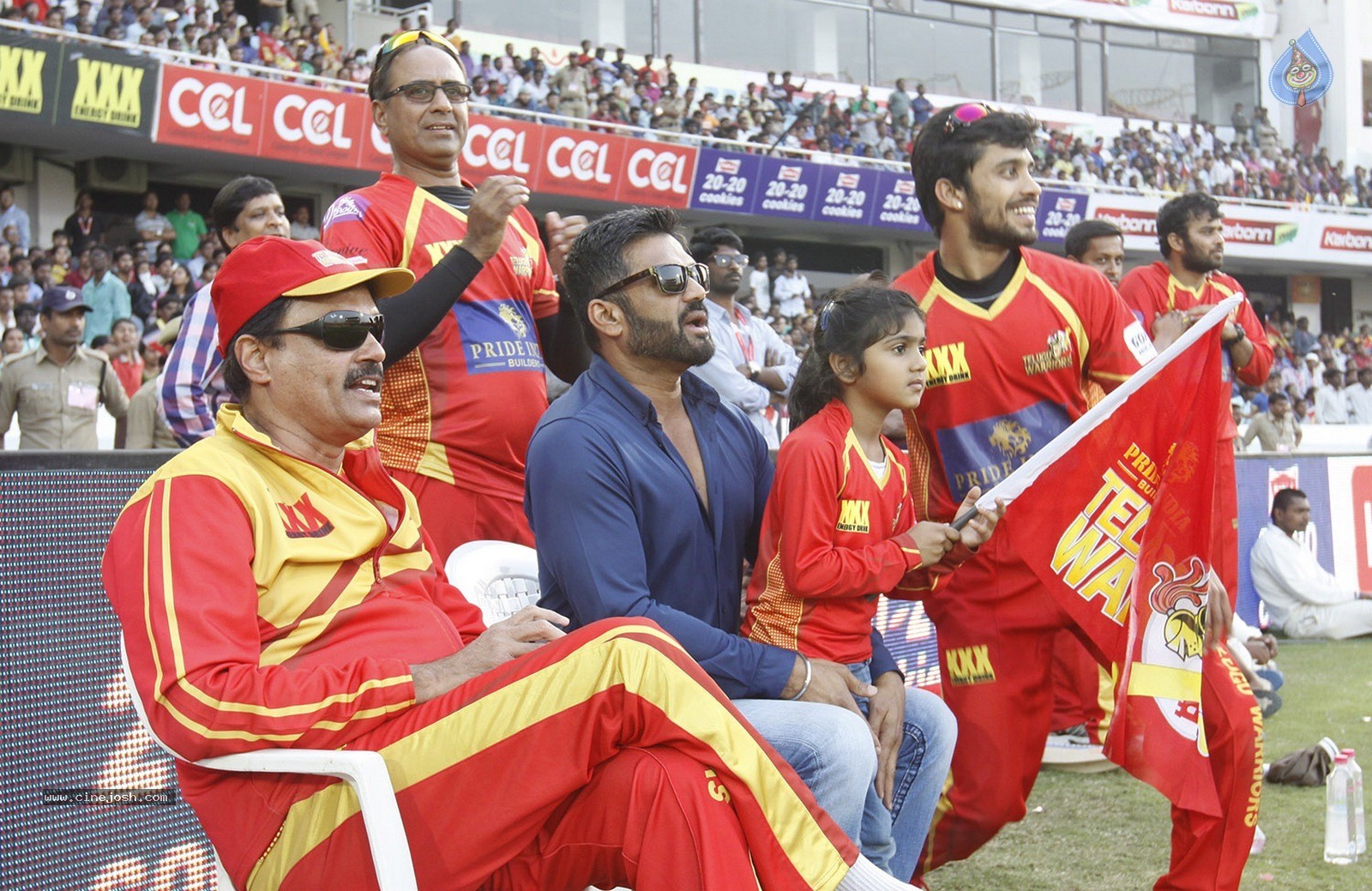 CCL 5 Final Telugu Warriors vs Chennai Rhinos Match Photos 02 - 112 / 195 photos