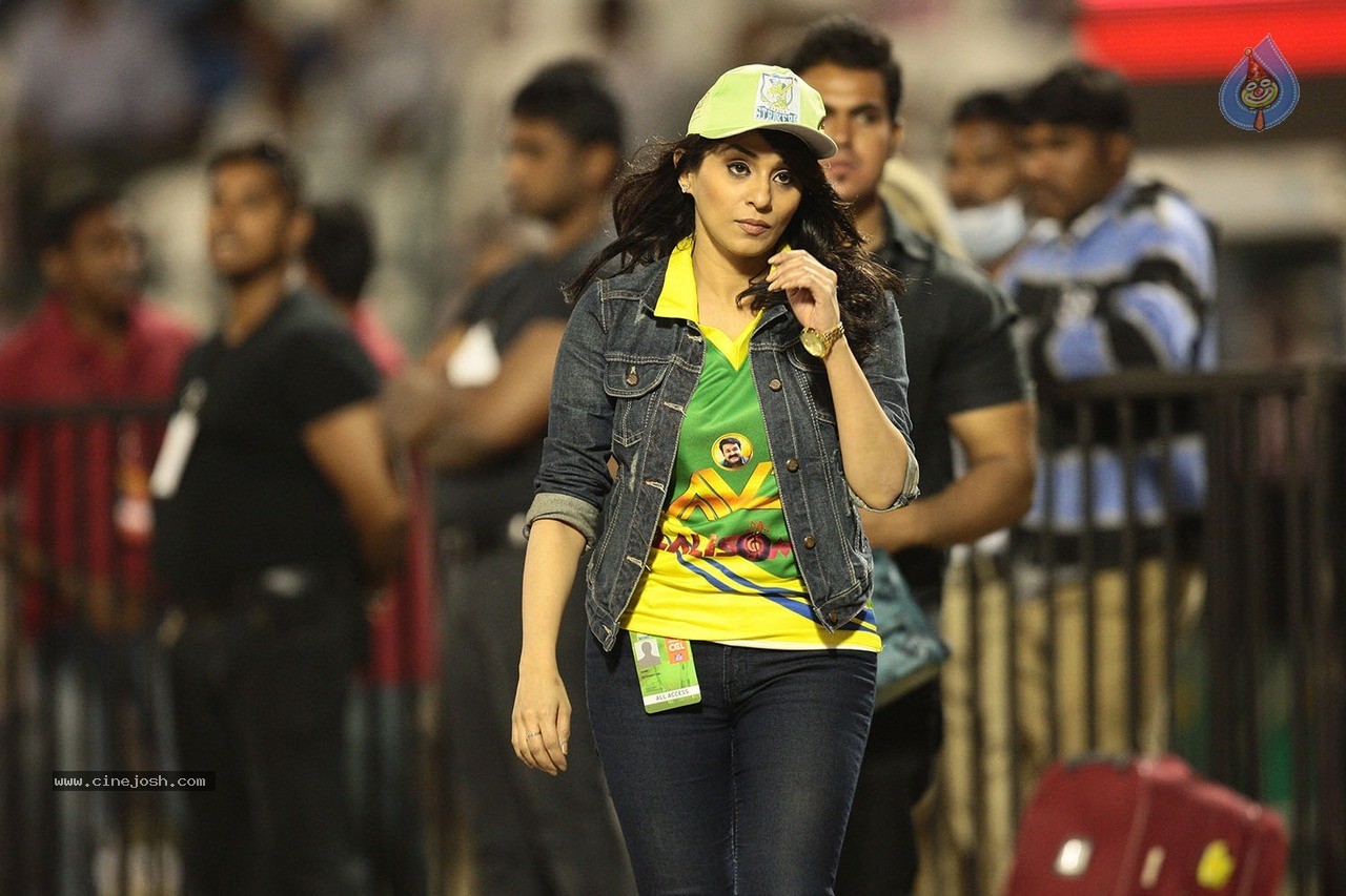 CCL 5 Kerala Strikers Vs Veer Marathi Match Photos - 3 / 80 photos