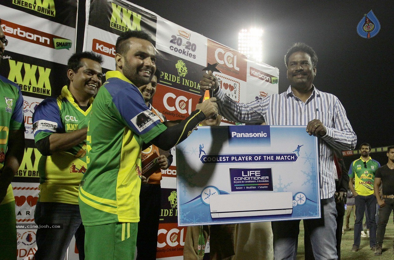 CCL 5 Kerala Strikers Vs Veer Marathi Match Photos - 10 / 80 photos