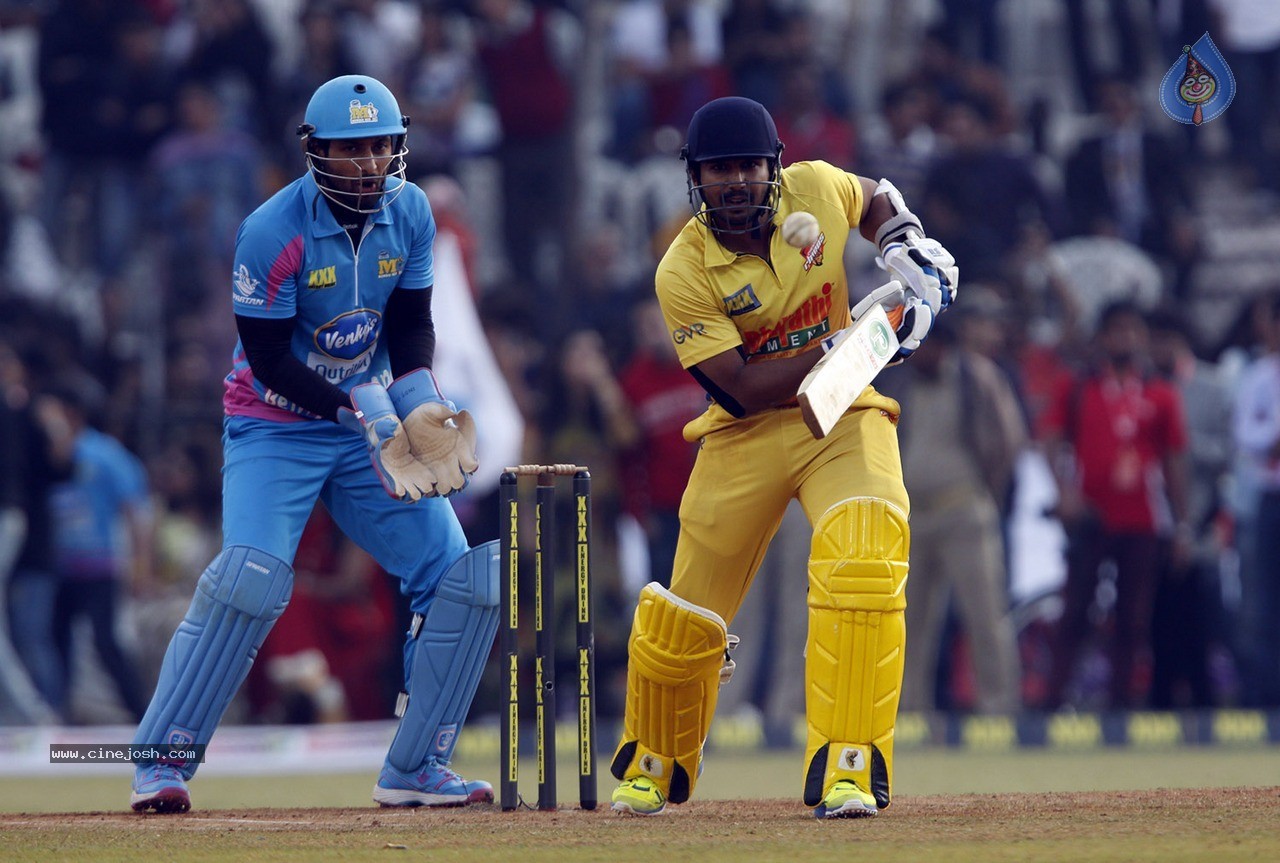CCL 5 Mumbai Heroes Vs Chennai Rhinos Match Photos - 27 / 146 photos