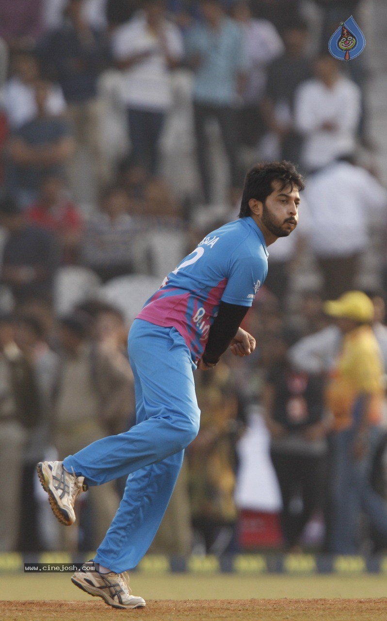 CCL 5 Mumbai Heroes Vs Chennai Rhinos Match Photos - 28 / 146 photos