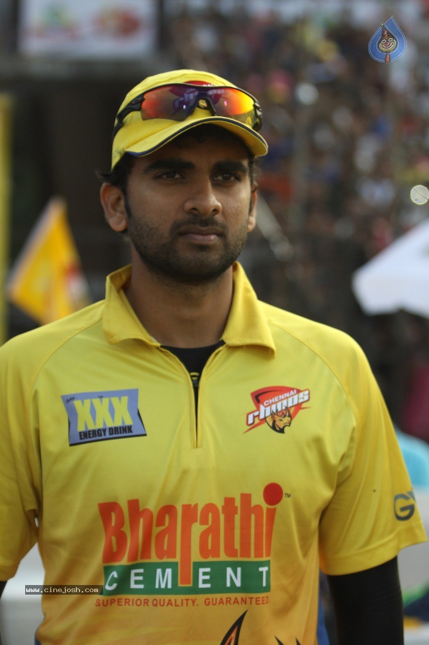 CCL 5 Mumbai Heroes Vs Chennai Rhinos Match Photos - 32 / 146 photos