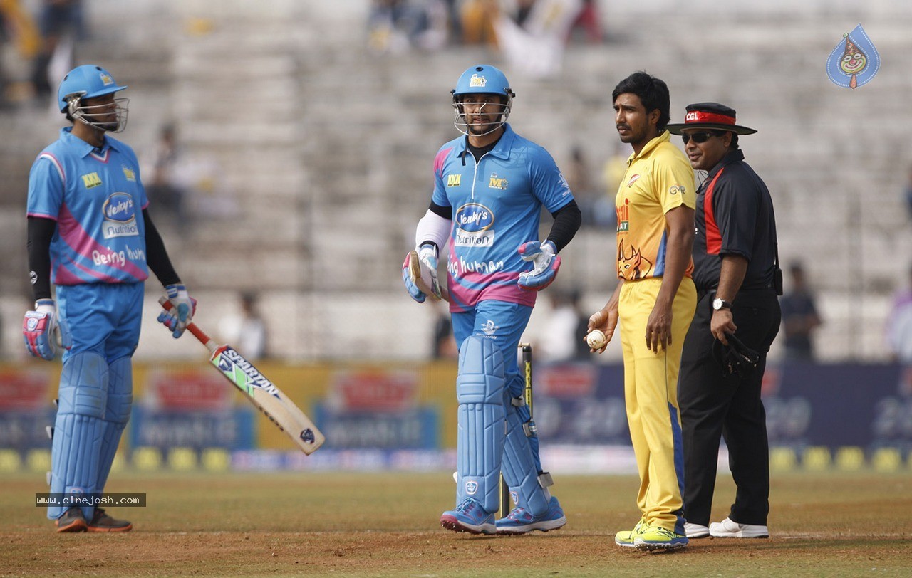 CCL 5 Mumbai Heroes Vs Chennai Rhinos Match Photos - 33 / 146 photos