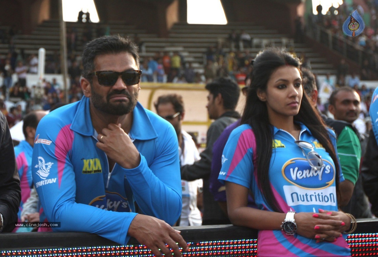 CCL 5 Mumbai Heroes Vs Chennai Rhinos Match Photos - 36 / 146 photos