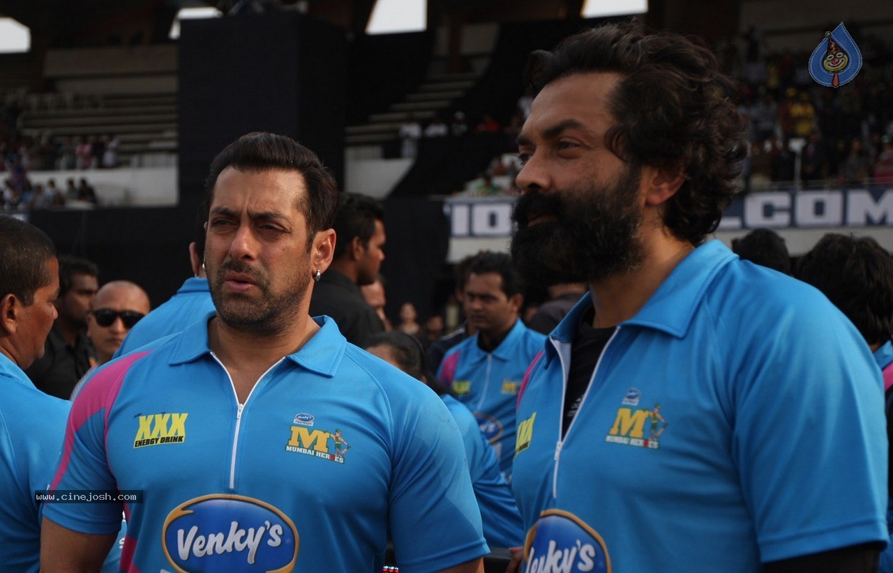 CCL 5 Mumbai Heroes Vs Chennai Rhinos Match Photos - 45 / 146 photos
