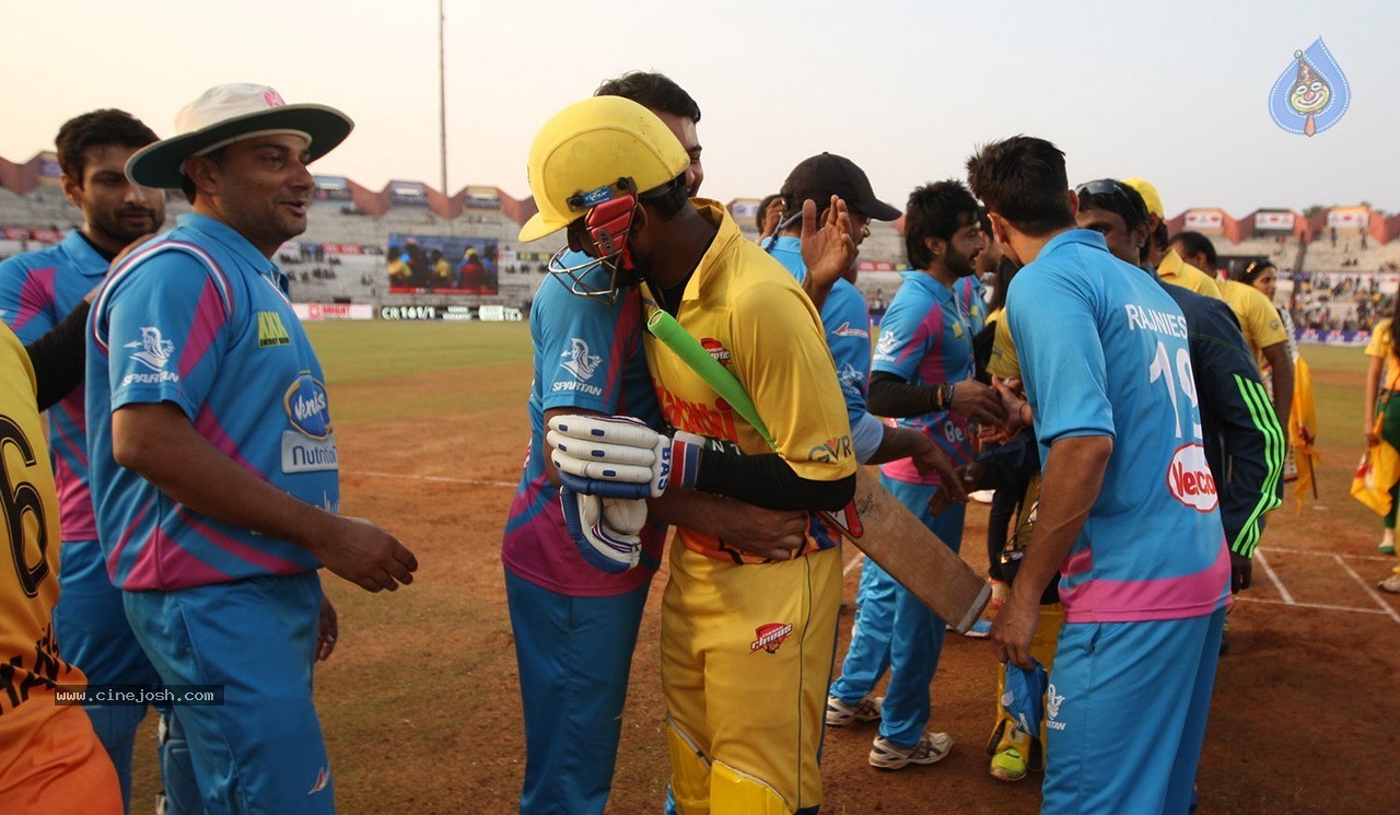 CCL 5 Mumbai Heroes Vs Chennai Rhinos Match Photos - 67 / 146 photos