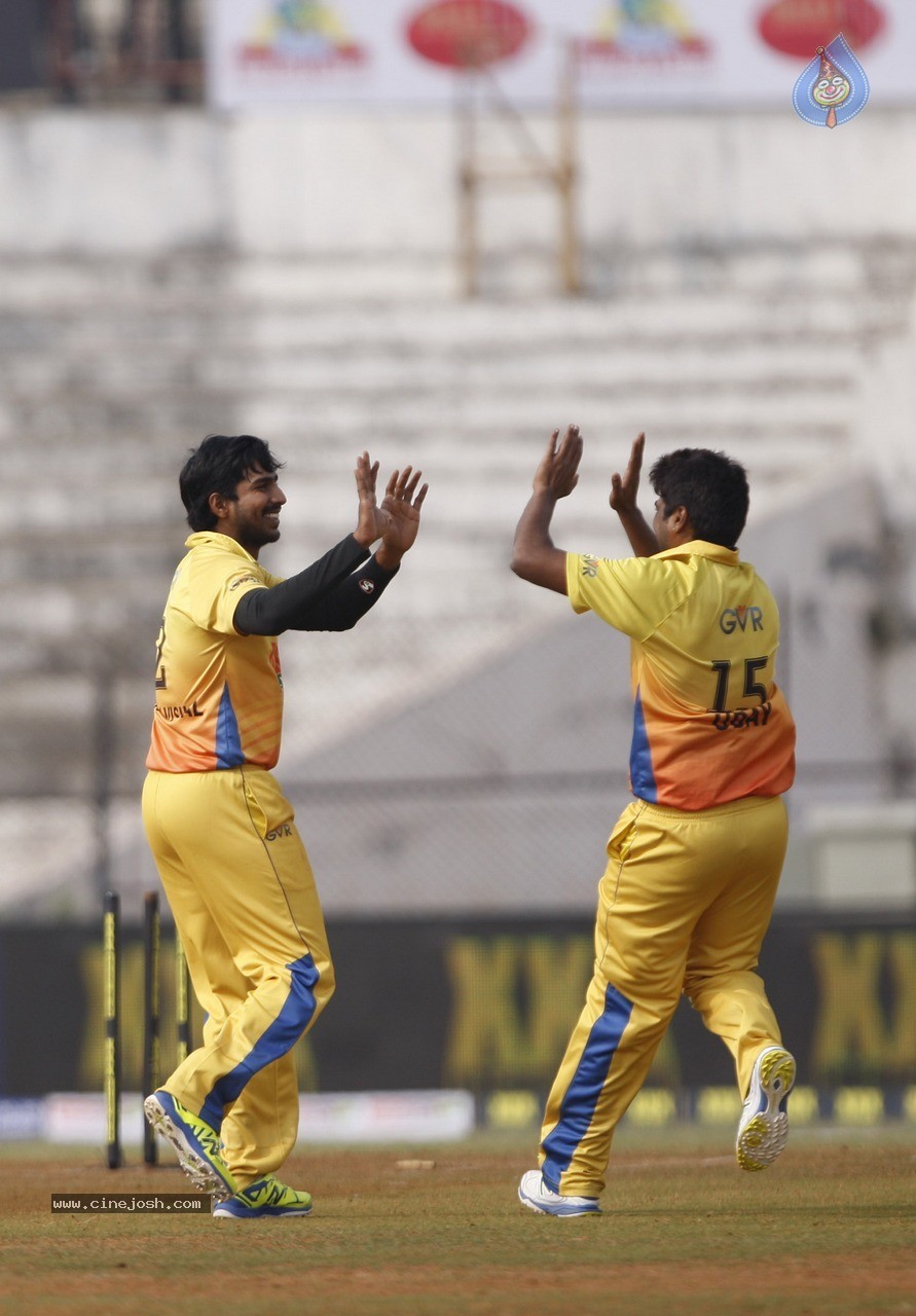 CCL 5 Mumbai Heroes Vs Chennai Rhinos Match Photos - 95 / 146 photos