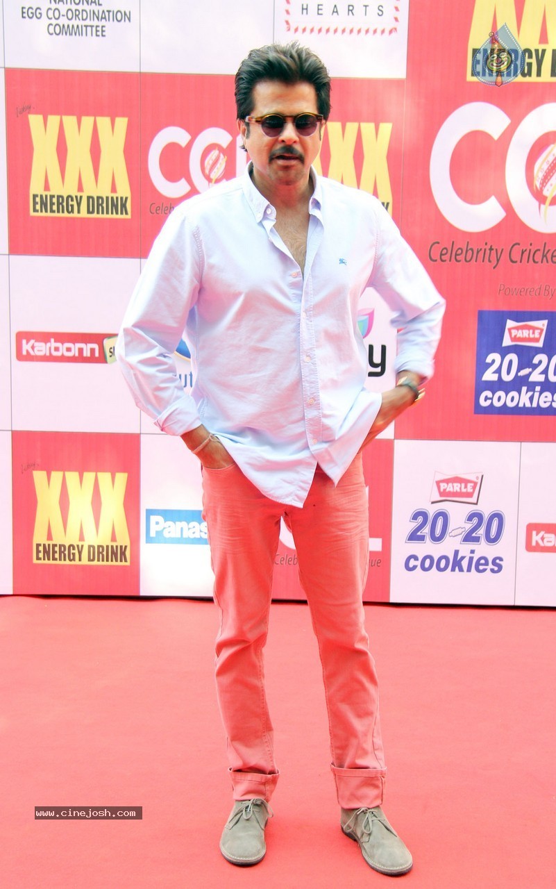 CCL 5 Mumbai Heroes Vs Veer Marathi Match - 41 / 83 photos