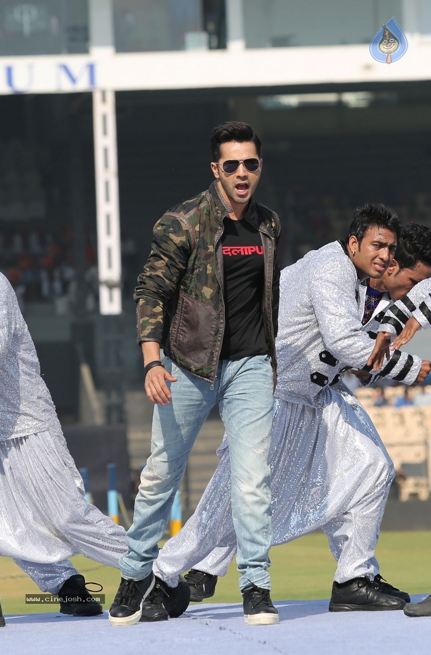 CCL 5 Mumbai Heroes Vs Veer Marathi Match - 58 / 83 photos