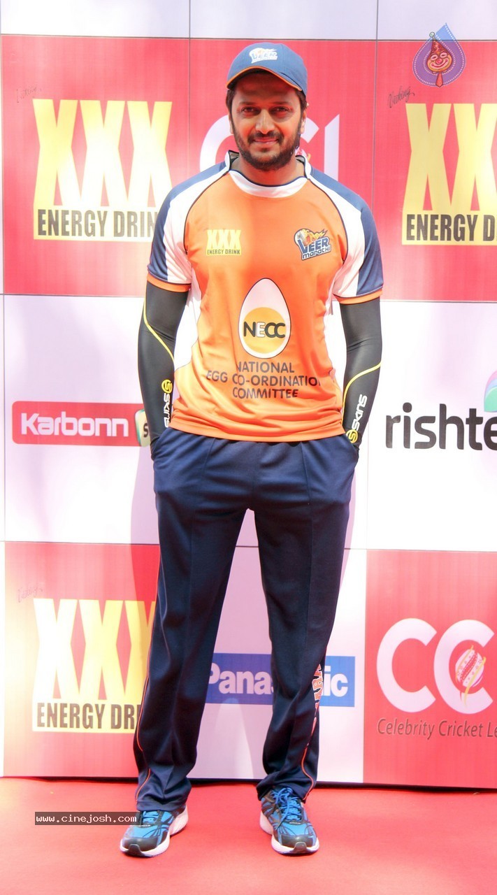 CCL 5 Mumbai Heroes Vs Veer Marathi Match - 82 / 83 photos