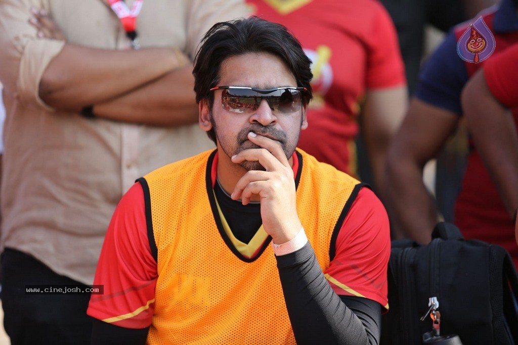 CCL 5 Telugu Warriors vs Karnataka Bulldozers Match Photos - 24 / 178 photos