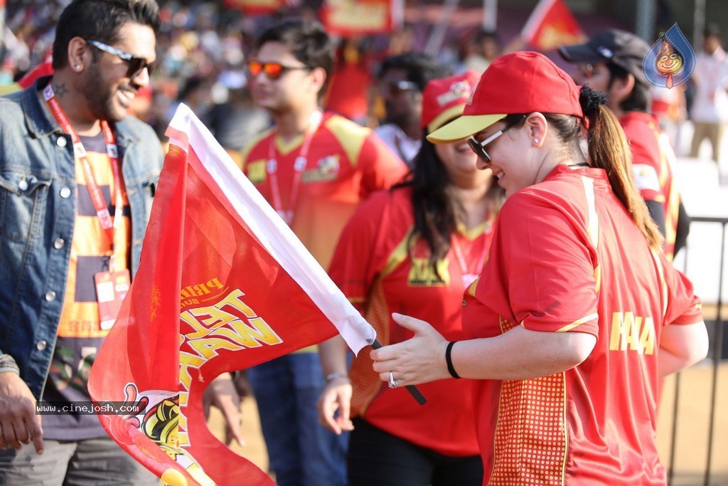CCL 5 Telugu Warriors vs Karnataka Bulldozers Match Photos - 59 / 178 photos