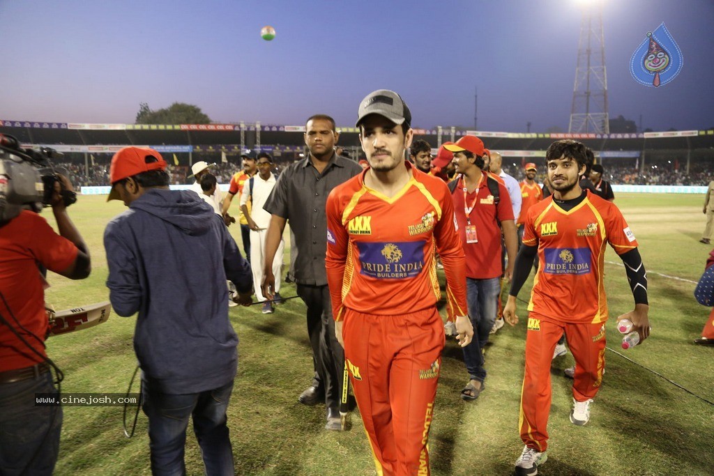 CCL 5 Telugu Warriors vs Karnataka Bulldozers Match Photos - 85 / 178 photos