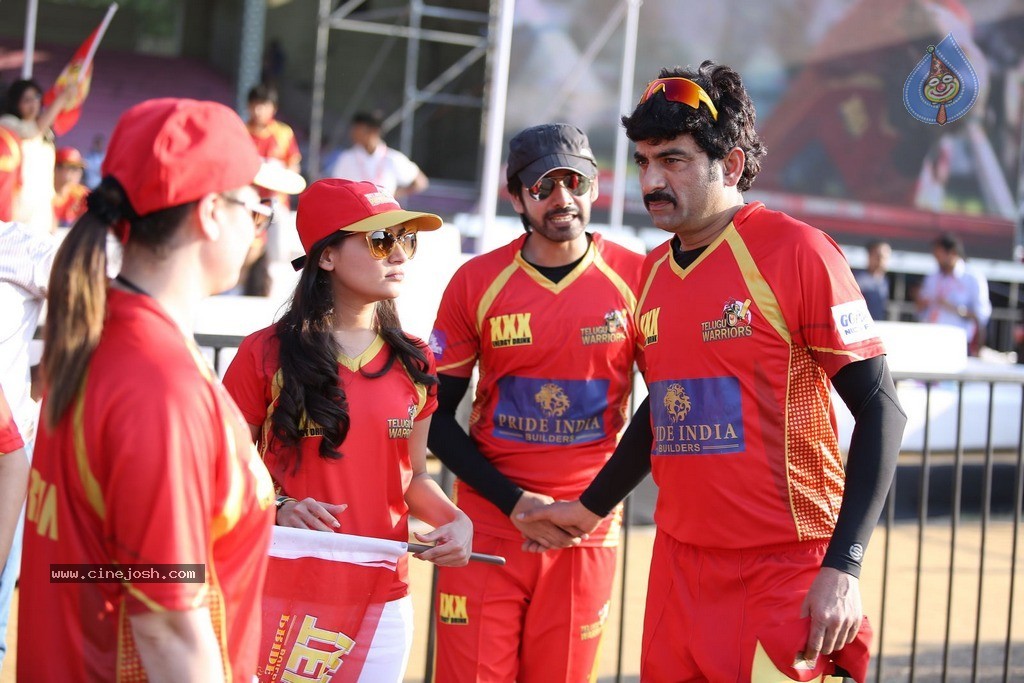 CCL 5 Telugu Warriors vs Karnataka Bulldozers Match Photos - 123 / 178 photos