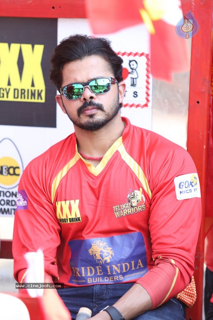 CCL 5 Telugu Warriors vs Karnataka Bulldozers Match Photos - 143 / 178 photos