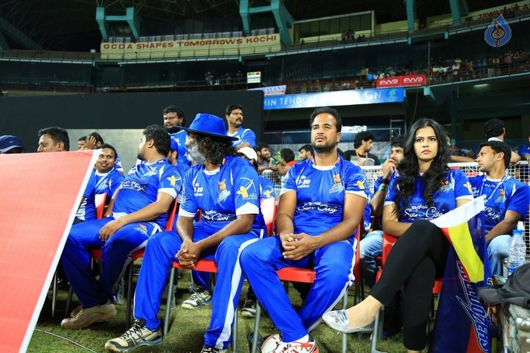 CCL 6 Kerala Strikers Vs Karnataka Bulldozers Match Photos - 19 / 51 photos