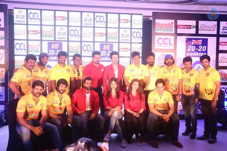CCL 6 Press Meet Photos - 13 / 25 photos