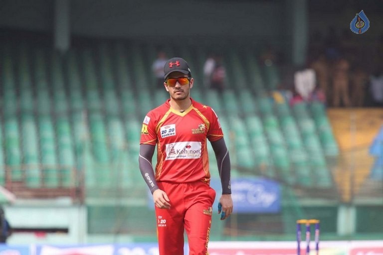 CCL 6 Telugu Warriors Vs Chennai Rhinos Match Photos - 35 / 126 photos