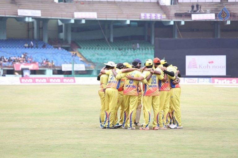 CCL 6 Telugu Warriors Vs Chennai Rhinos Match Photos - 37 / 126 photos