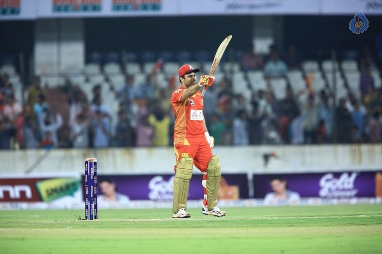 CCL 6 Telugu Warriors Vs Karnataka Bulldozers Match Photos - 7 / 63 photos