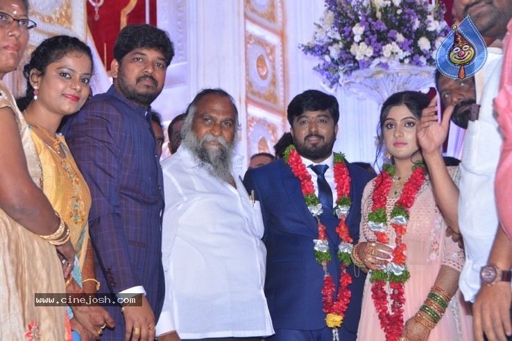 Celebraties at Praveen Kumar Yadav Wedding Reception - 1 / 39 photos