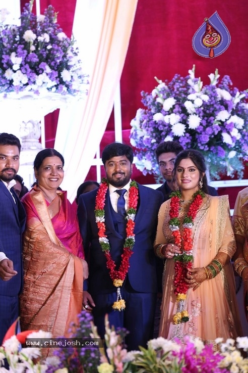 Celebraties at Praveen Kumar Yadav Wedding Reception - 3 / 39 photos
