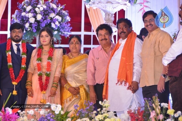 Celebraties at Praveen Kumar Yadav Wedding Reception - 7 / 39 photos