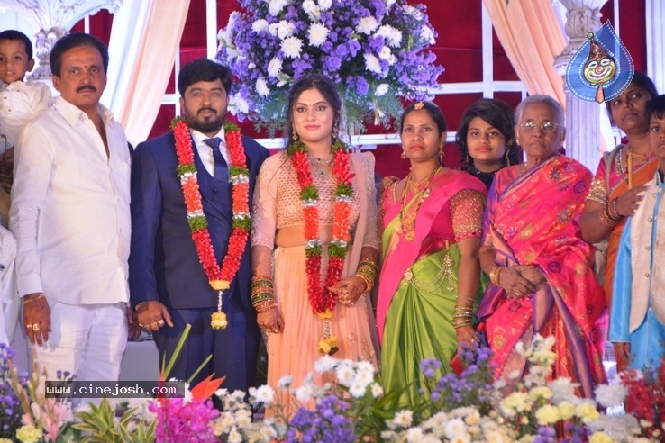 Celebraties at Praveen Kumar Yadav Wedding Reception - 8 / 39 photos